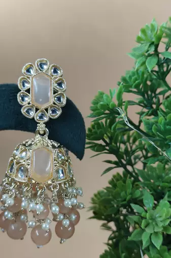   Traditional Jhumki Earrings For Wo 's