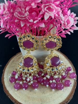   Traditional Jhumki Earrings For Wo 's 4