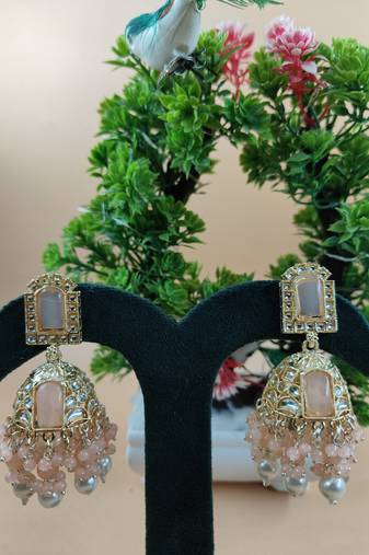   Jhumki Earrings For Wo  And Girls / Indian state t earrings for wedding, festival, Diwali