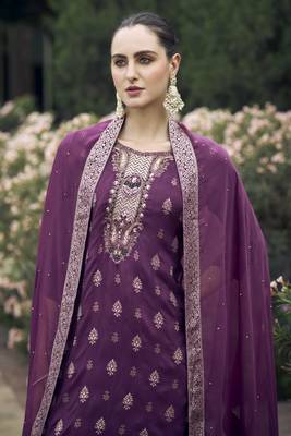 Vredevogel  women kurta and pant sets viscose rayon silk blend with neck handwork 3