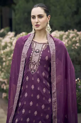 Vredevogel  women kurta and pant sets viscose rayon silk blend with neck handwork