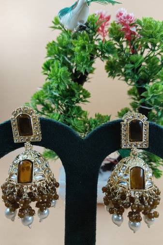   Jhumki Earrings For Wo  And Girls / Indian state t earrings for wedding, festival, Diwali