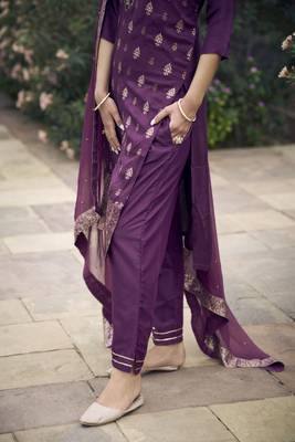 Vredevogel  women kurta and pant sets viscose rayon silk blend with neck handwork 4