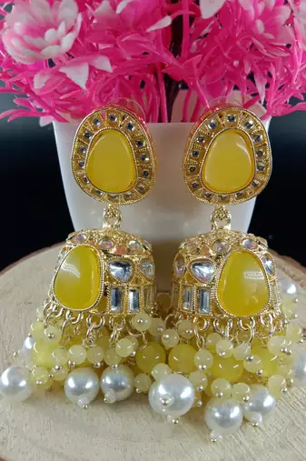  Jhumki Earrings For Wo  And Girls / Indian state t earrings for wedding, festival, Diwali
