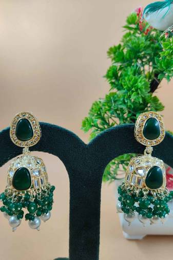   Jhumki Earrings For Wo  And Girls / Indian state t earrings for wedding, festival, Diwali