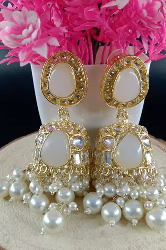   Jhumki Earrings For Wo  And Girls / Indian state t earrings for wedding, festival, Diwali