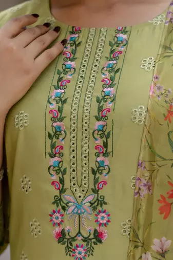 Vredevogel  women kurta and pant sets viscose roman silk fabric