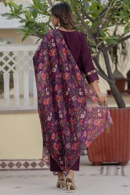 Vredevogel  women kurta and pant sets viscose roman silk fabric 2
