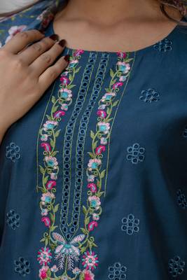 Vredevogel  women kurta and pant sets viscose roman silk fabric 3