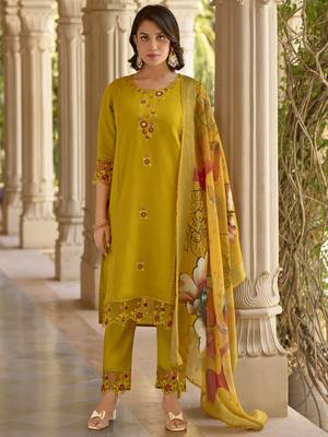 Vredevogel  women kurta and pant sets viscose roman silk fabric 1