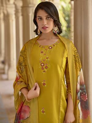 Vredevogel  women kurta and pant sets viscose roman silk fabric 2