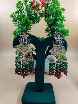   Traditional Earrings For Wo  And Girls 1