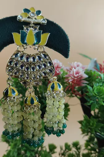   Traditional Earrings For Wo / Jhumki Earrings