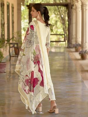 Vredevogel  women kurta and pant sets viscose roman silk fabric 3