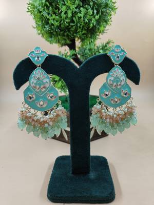   Traditional Earrings For Wo  And Girls 1