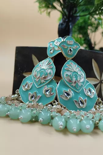   Traditional Earrings For Wo  And Girls