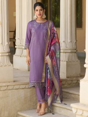 Vredevogel  women   s viscose roman silk embroidery straight kurta pant with dupatta set 1