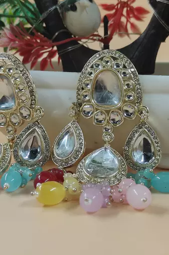   Multy beads Kundan Mirror Jhumka beautiful chaandbalis for wo 