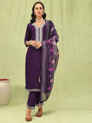 Vredevogel  women   s viscose roman silk embroidery straight kurta pant with dupatta set 1