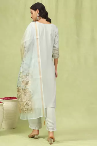 Vredevogel  women   s viscose roman silk embroidery straight kurta pant with dupatta set