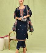 Vredevogel  women   s viscose roman silk embroidery straight kurta pant with dupatta set