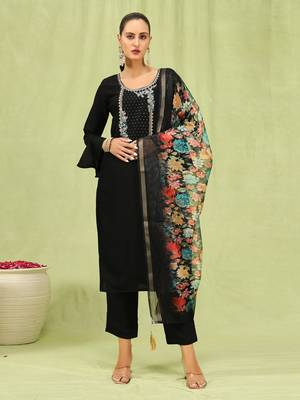 Vredevogel  women   s viscose roman silk embroidery straight kurta pant with dupatta set 1