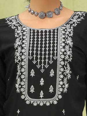 Vredevogel  women   s viscose roman silk embroidery straight kurta pant with dupatta set 3