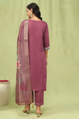 Vredevogel  women   s viscose roman silk embroidery straight kurta pant with dupatta set