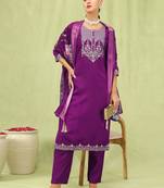 Vredevogel  women   s viscose roman silk embroidery straight kurta pant with dupatta set