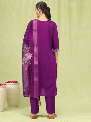 Vredevogel  women   s viscose roman silk embroidery straight kurta pant with dupatta set 2