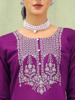 Vredevogel  women   s viscose roman silk embroidery straight kurta pant with dupatta set 3