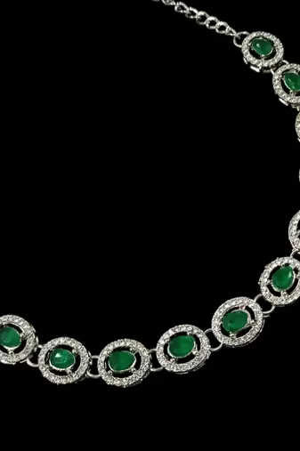 Neacklesh  set moti  kundan