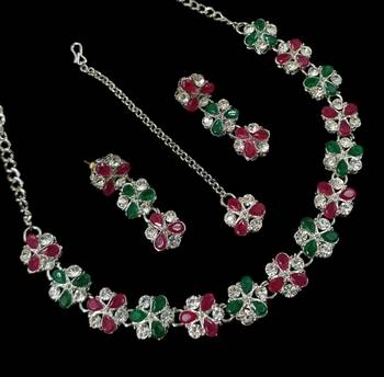 Neacklesh  set moti  kundan 1