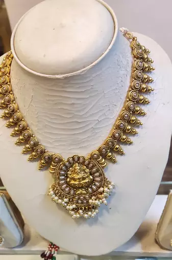 Pearl paan temple necklace set