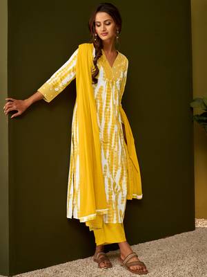 Dresoul abstract embroidered straight v-neck kurta with pyjamas & dupatta 2