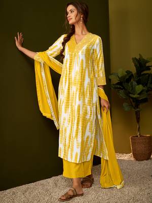 Dresoul abstract embroidered straight v-neck kurta with pyjamas & dupatta 4
