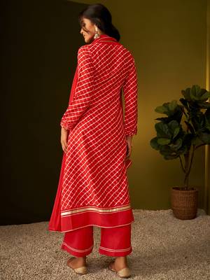Dresoul checked regular kurta with sharara & dupatta 2