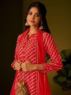 Dresoul checked regular kurta with sharara & dupatta 5