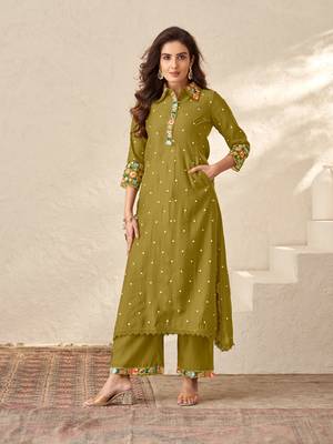 Dresoul floral embroidered regular thread work kurta with palazzos 1