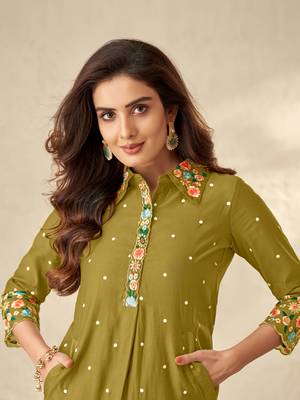 Dresoul floral embroidered regular thread work kurta with palazzos 4