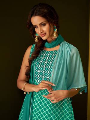 Dresoul checked regular mirror work kurta with sharara & dupatta 4