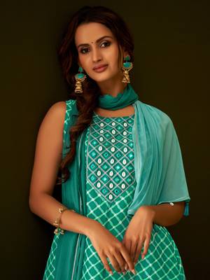 Dresoul checked regular mirror work kurta with sharara & dupatta 5