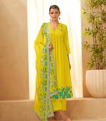 Dresoul floral printed v neck sleeveles kurta with palazzos & with dupatta