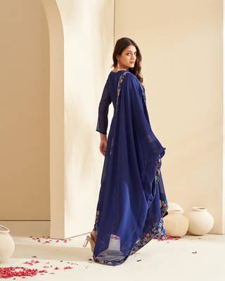 Dresoul navy blue floral printed with hand embroidery straight kurta set with dupatta 2