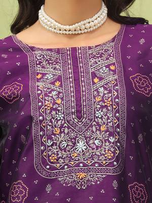 Vredevogel  women cotton silk blend kurta and pant sets with handwork and dupatta 3