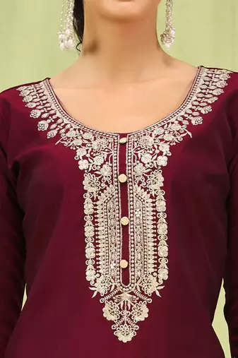 Vredevogel  women   s viscose roman silk embroidery straight kurta pant with dupatta set