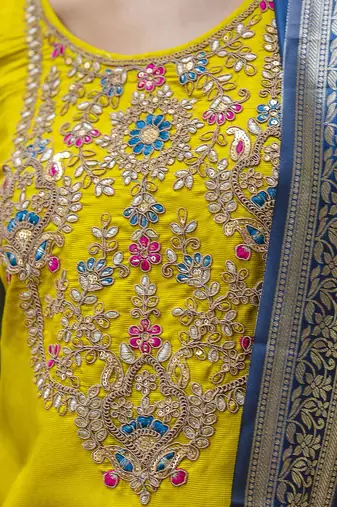 Vredevogel  women   s viscose roman silk embroidery straight kurta pant with dupatta set
