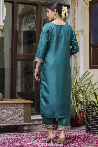 Vredevogel  women   s viscose roman silk embroidery straight kurta pant with dupatta set