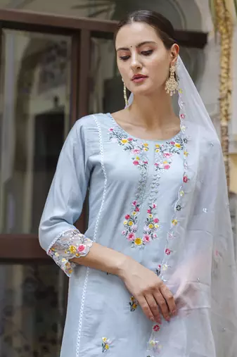 Vredevogel  women   s viscose roman silk embroidery straight kurta pant with dupatta set