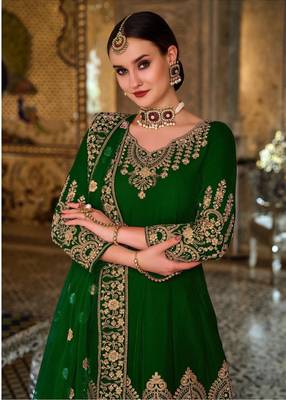 Green long anarkali salwar suit velvet gown material unstitched 2